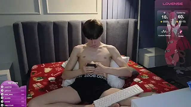 cuMte boy online show from January 6, 2026, 1:53 am