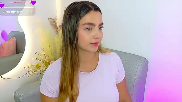 Snapshot of Ambar_Carter chatting on June 26, 2026, 12:05 am Ambar Carter online show from June 26, 2026, 12:05 am