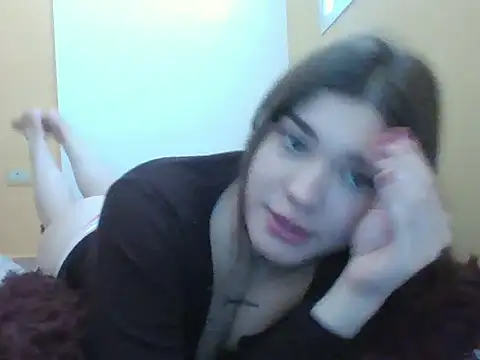 frutillitaaok  online show from March 14, 2026, 5:08 pm