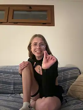 Snapshot of SofiaSilverHaze chatting on November 23, 2025, 7:24 pm SofiaSilverHaze online show from November 23, 2025, 7:24 pm