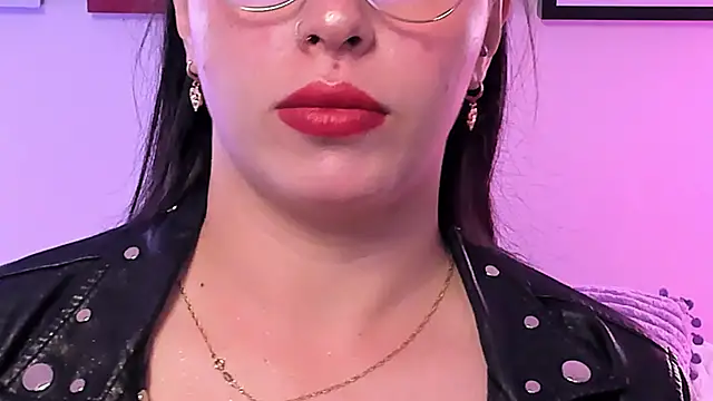 ValeryPalmer online show from December 1, 2025, 11:33 am