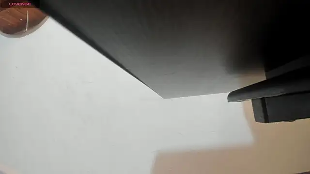 Izelevans online show from April 10, 2026, 10:00 am