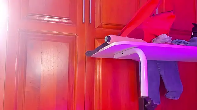 ValeryTs1 online show from November 24, 2025, 6:41 pm