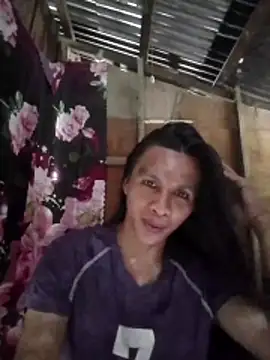 Snapshot of lovelycarla32 chatting on December 15, 2025, 3:01 am lovelycarla32 online show from December 15, 2025, 3:01 am