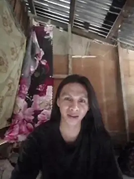 Snapshot of lovelycarla32 chatting on December 3, 2025, 2:34 am lovelycarla32 online show from December 3, 2025, 2:34 am