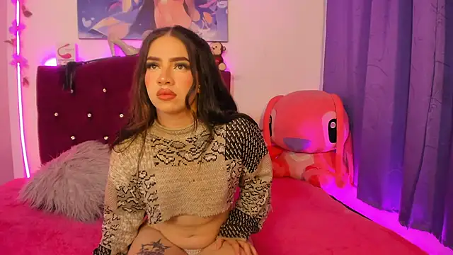 Snapshot of abby__moon_ chatting on December 17, 2025, 3:44 am abby moon online show from December 17, 2025, 3:44 am