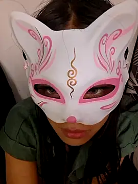 Snapshot of Mitsuarii chatting on December 19, 2025, 10:01 pm Mitsuarii online show from December 19, 2025, 10:01 pm