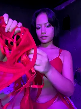 GiiaaFox online show from November 24, 2025, 10:10 pm