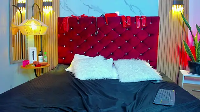 lilith-Y-Asmodeo online show from December 16, 2025, 3:11 am