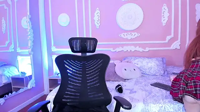 TinySpeed online show from December 3, 2025, 3:51 am