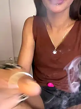 LOVELY BABYJI online show from December 18, 2025, 10:30 am