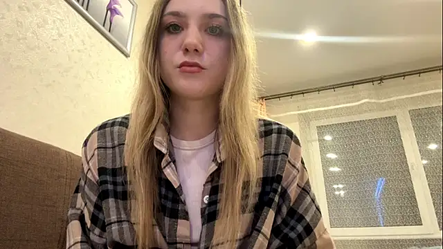 Snapshot of MilaBrosky chatting on December 4, 2025, 2:16 pm MilaBrosky online show from December 4, 2025, 2:16 pm