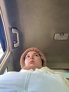 KateBurlesk online show from January 15, 2026, 8:18 am