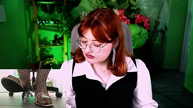 StaceyJensen online show from April 21, 2026, 8:43 am