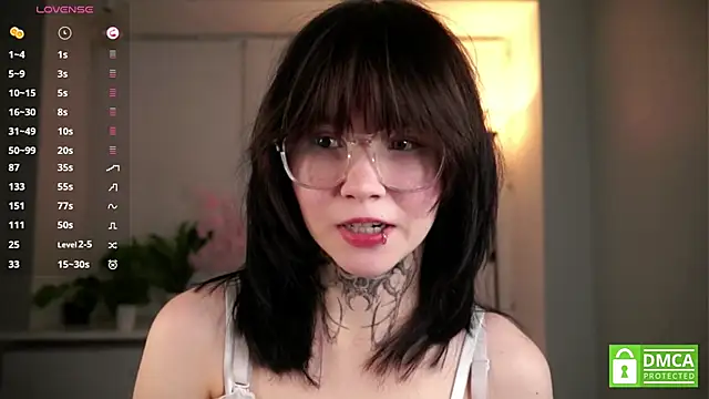 CaroleMyers online show from November 26, 2025, 7:03 pm