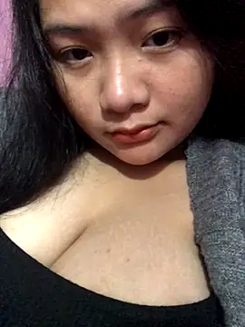 Snapshot of _Cherry_y chatting on November 26, 2025, 1:33 pm Cherry y online show from November 26, 2025, 1:33 pm