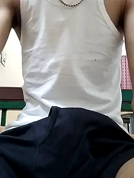 Snapshot of TheVirgin_Guy chatting on November 30, 2025, 12:17 pm TheVirgin Guy online show from November 30, 2025, 12:17 pm