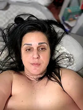 Snapshot of Mary_kansas_bbw chatting on December 13, 2025, 8:04 pm Mary kansas bbw online show from December 13, 2025, 8:04 pm