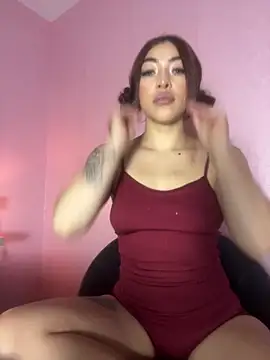 DAKOTA SAKURA online show from June 3, 2026, 1:12 pm