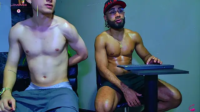 Snapshot of Luca_Fuego chatting on December 4, 2025, 3:38 am Luca Fuego online show from December 4, 2025, 3:38 am