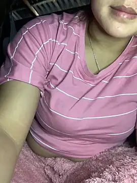 Snapshot of Sug04 chatting on November 25, 2025, 3:29 am Sug04 online show from November 25, 2025, 3:29 am