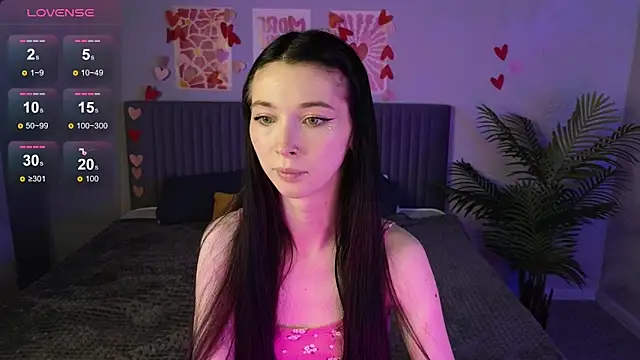 miiss jessica online show from April 12, 2026, 1:20 am