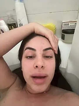 Snapshot of Magui21 chatting on March 15, 2026, 7:21 pm Magui21 online show from March 15, 2026, 7:21 pm