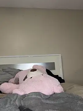 Kiki hammyy online show from April 12, 2026, 8:34 pm