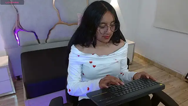 rosee tay1 online show from January 15, 2026, 11:46 am