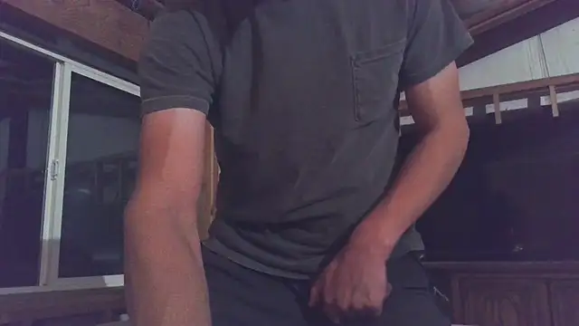 Ruggeddude8 online show from December 4, 2025, 6:34 am