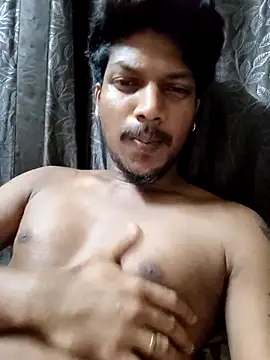 Snapshot of Handsome_09 chatting on May 24, 2026, 9:15 pm Handsome 09 online show from May 24, 2026, 9:15 pm