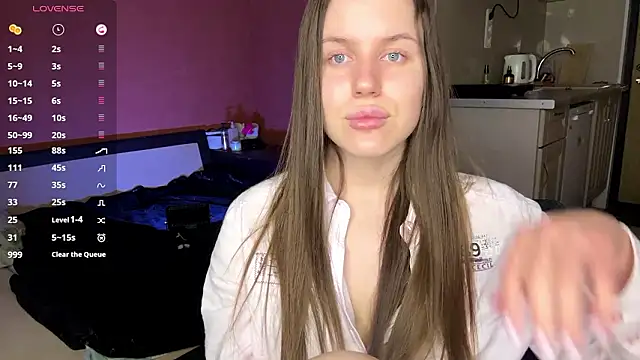 SanoraVillnave online show from February 1, 2026, 7:23 pm