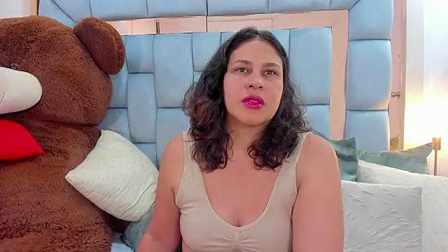 lissaharris online show from March 6, 2026, 5:02 am