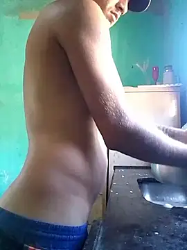 Pirulaibe23 online show from April 24, 2026, 3:14 pm