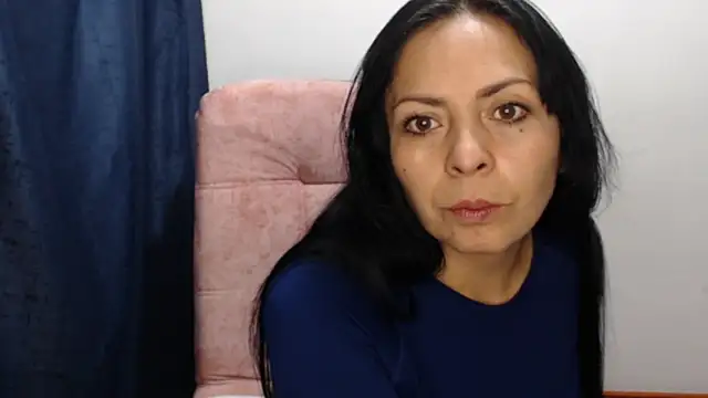 Paolahotty online show from January 6, 2026, 1:20 am