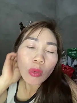 meganmeo online show from February 10, 2026, 3:33 pm