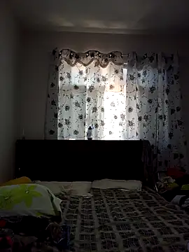 Snapshot of EweXZZ chatting on November 28, 2025, 7:14 pm EweXZZ online show from November 28, 2025, 7:14 pm