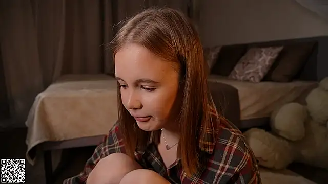 Snapshot of iamclaire chatting on November 30, 2025, 8:31 pm iamclaire online show from November 30, 2025, 8:31 pm