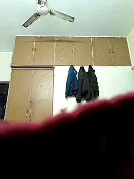 aryaaap online show from November 28, 2025, 6:19 pm