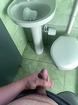 maiconsilva30- online show from February 5, 2026, 12:01 pm