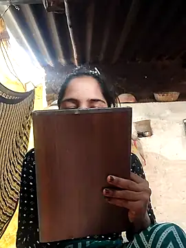 Snapshot of Babita_Gori chatting on July 1, 2026, 8:47 am Babita Gori online show from July 1, 2026, 8:47 am