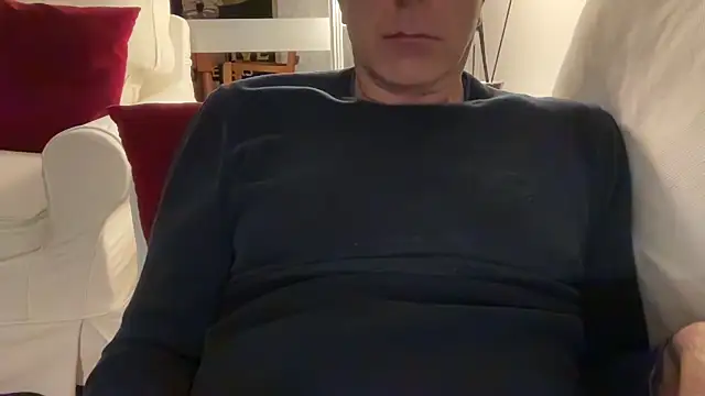 Snapshot of SimonZydar chatting on November 23, 2025, 9:25 pm SimonZydar online show from November 23, 2025, 9:25 pm