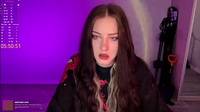 Meowluly online show from April 21, 2026, 9:54 pm