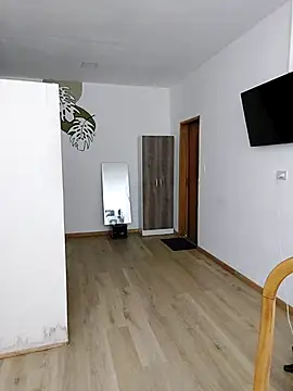 ArgentinaShani online show from June 19, 2026, 11:42 pm
