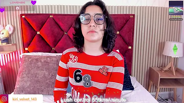 Kiri Velvet online show from June 23, 2026, 2:31 am