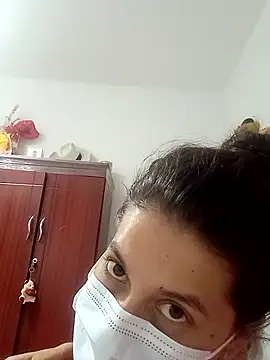 dulcecielo  online show from January 8, 2026, 12:05 am