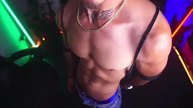 Snapshot of alan-jet chatting on December 16, 2025, 1:59 pm alan-jet online show from December 16, 2025, 1:59 pm