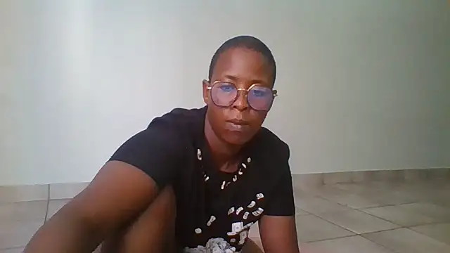 SexyCurves9 online show from March 29, 2026, 7:10 am