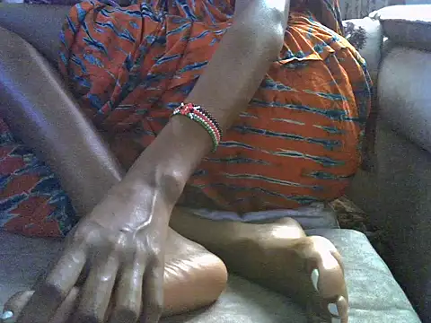 Snapshot of LIMAKATS0 chatting on December 1, 2025, 8:48 am LIMAKATS0 online show from December 1, 2025, 8:48 am