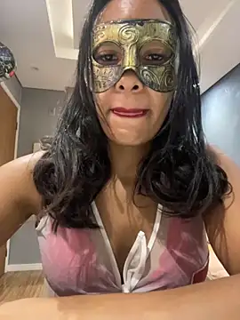 Snapshot of LunnaMaska chatting on November 24, 2025, 1:22 pm LunnaMaska online show from November 24, 2025, 1:22 pm